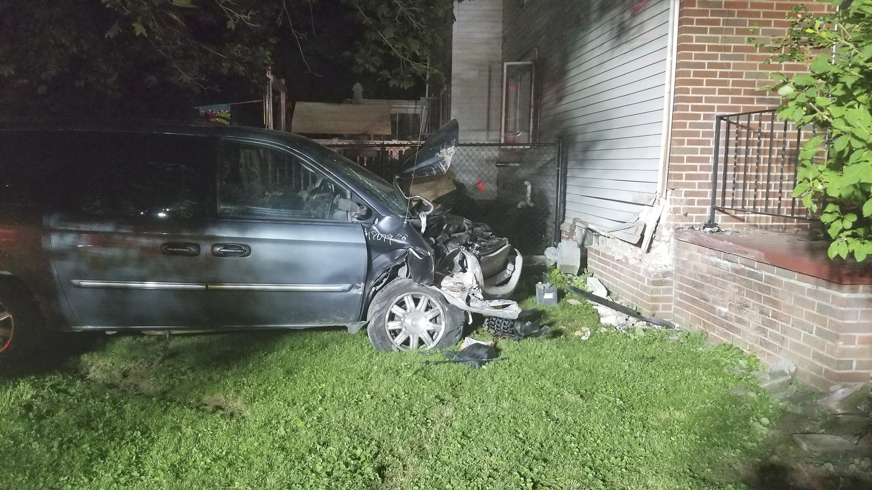 Vehicle hits house in Fredonia News, Sports, Jobs Observer Today